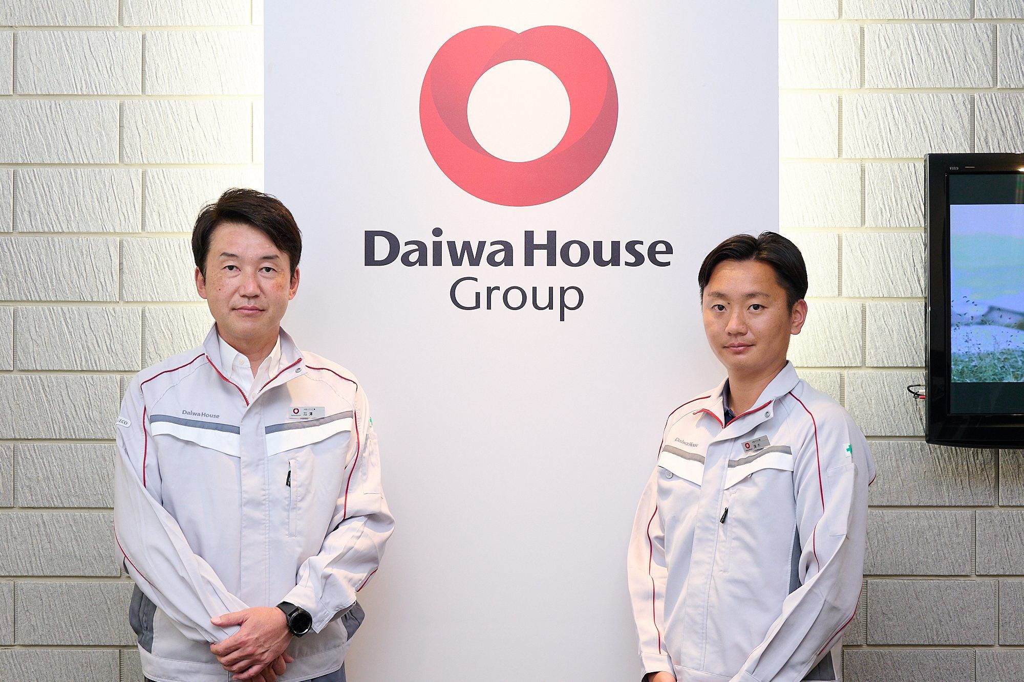 Daiwa House Industry interview photo, Mr. Kazuaki Ishizawa & Mr. Yoshinori Shimizu